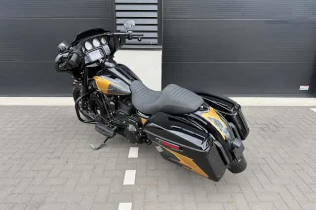 Harley Davidson Tour (2016) thumbnail 3