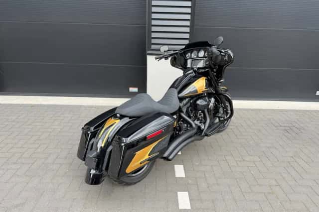 Harley Davidson Tour (2016) thumbnail 4