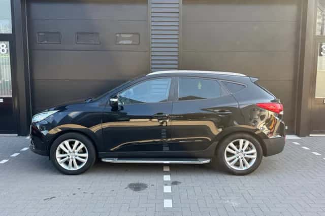 Hyundai ix35 (2013) thumbnail 2