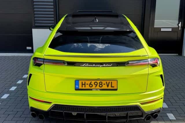 Lamborghini Urus (2018) thumbnail 4