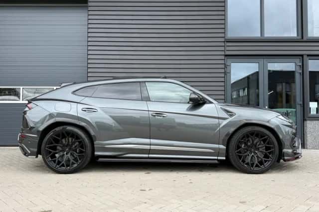 Lamborghini Urus (2018) thumbnail 6