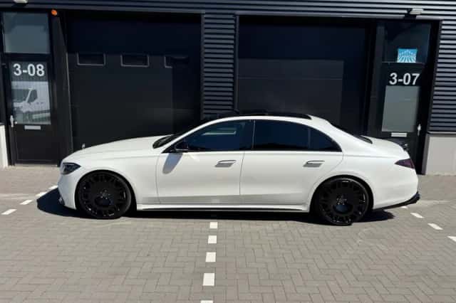 Mercedes-Benz S-Klasse (2021) thumbnail 2