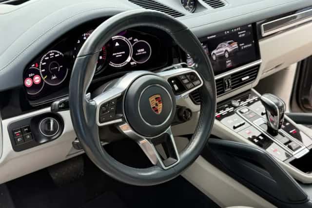 Porsche Cayenne (2019) thumbnail 13