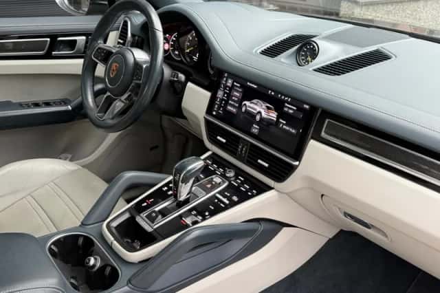 Porsche Cayenne (2019) thumbnail 14