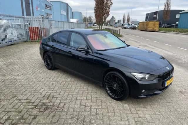 BMW 3-Serie (2013) thumbnail 2