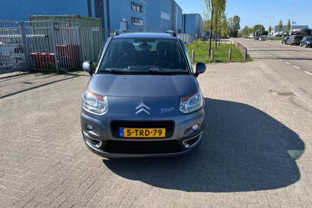 Citroën C3 Picasso (2011) thumbnail 1