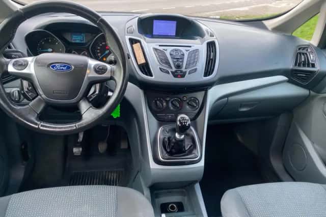 Ford C-Max (2011) thumbnail 5
