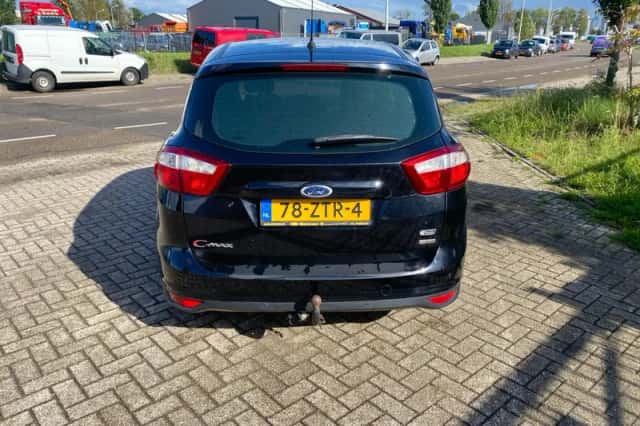 Ford C-Max (2013) thumbnail 4