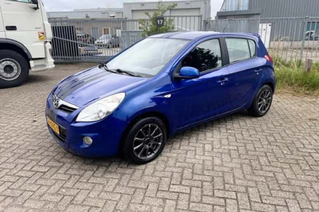 Hyundai i20 (2010) thumbnail 3