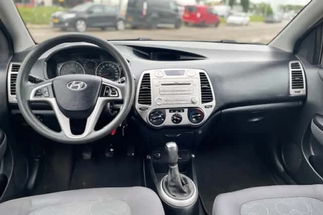 Hyundai i20 (2010) thumbnail 5