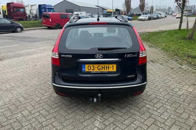 Hyundai i30 (2008) thumbnail 4
