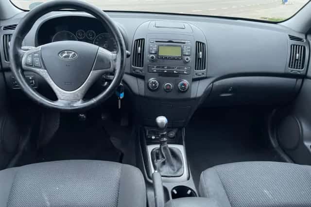 Hyundai i30 (2008) thumbnail 5
