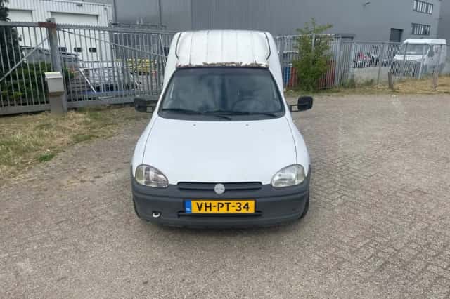 Opel Combo (1996) thumbnail 1