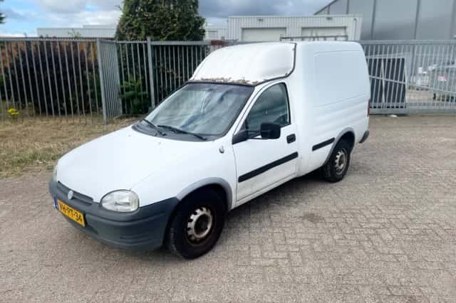 Opel Combo (1996) thumbnail 2