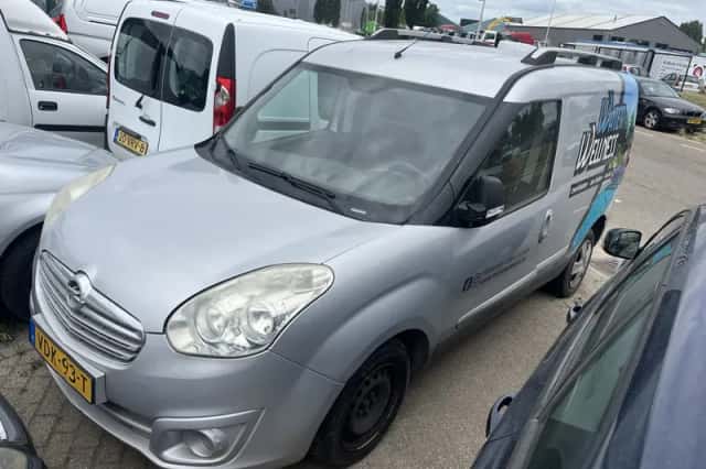 Opel Combo (2016) thumbnail 1