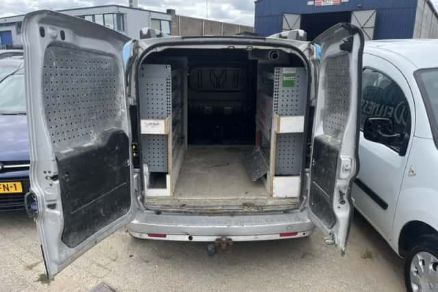 Opel Combo (2016) thumbnail 3