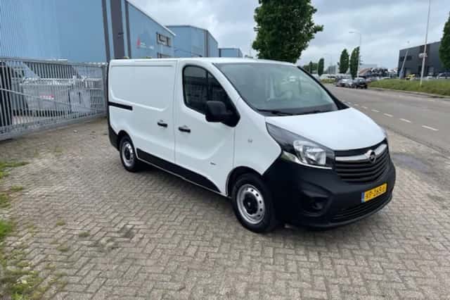 Opel Vivaro (2015) thumbnail 2