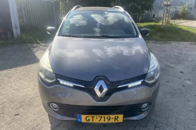 Renault Clio (2015) thumbnail 1