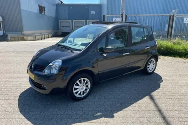 Renault Modus (2007) thumbnail 3