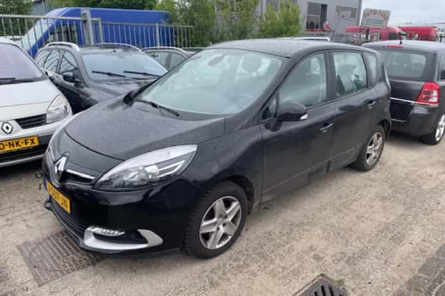 Renault Scénic (2016) thumbnail 3