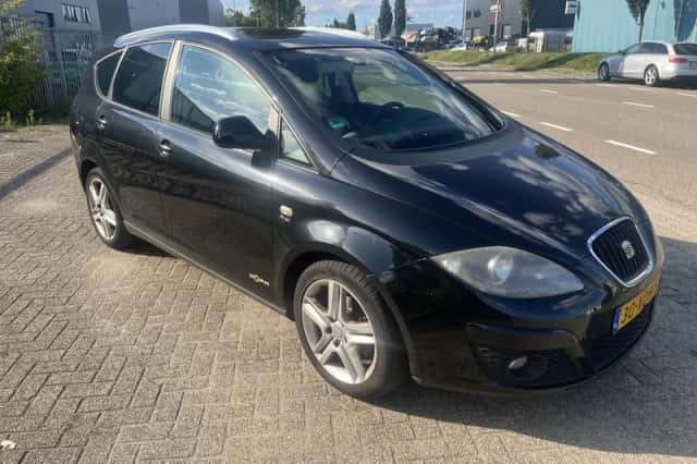 SEAT Altea XL (2012) thumbnail 6