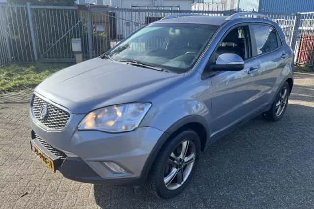 SsangYong Korando (2011) thumbnail 2