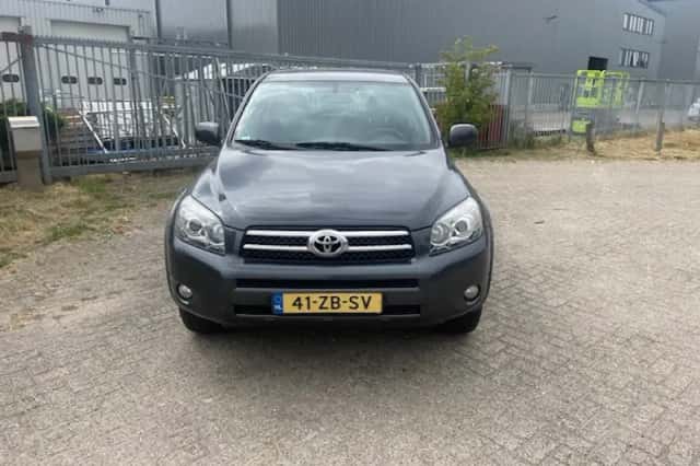 Toyota RAV4 (2008) thumbnail 1
