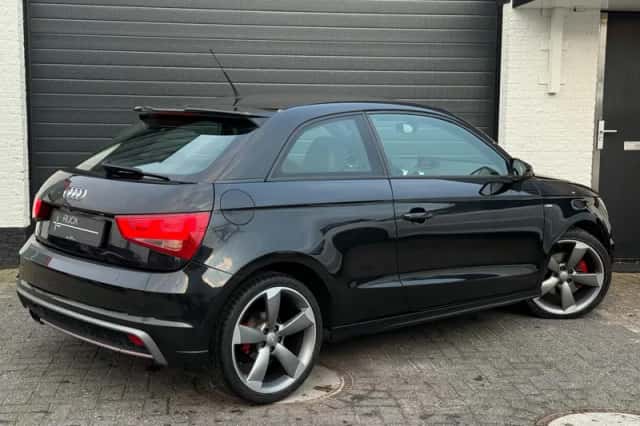 Audi A1 (2012) thumbnail 6