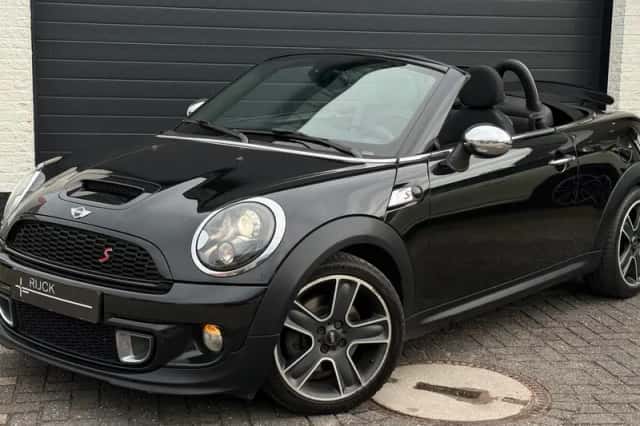 MINI Roadster (2013) thumbnail 1