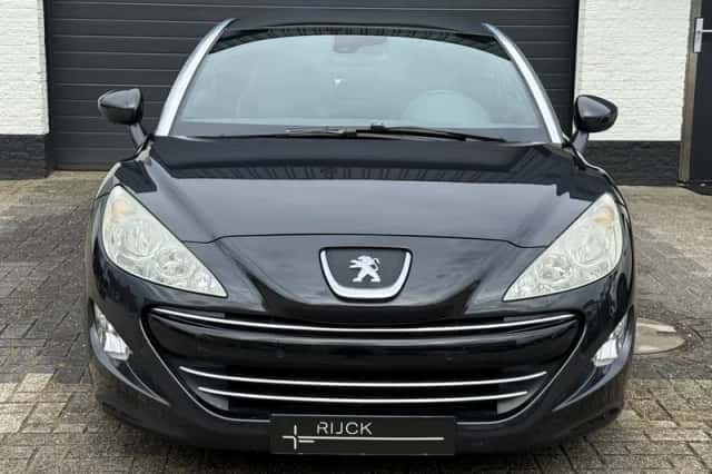 Peugeot RCZ (2011) thumbnail 2