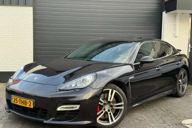 Porsche Panamera (2011)