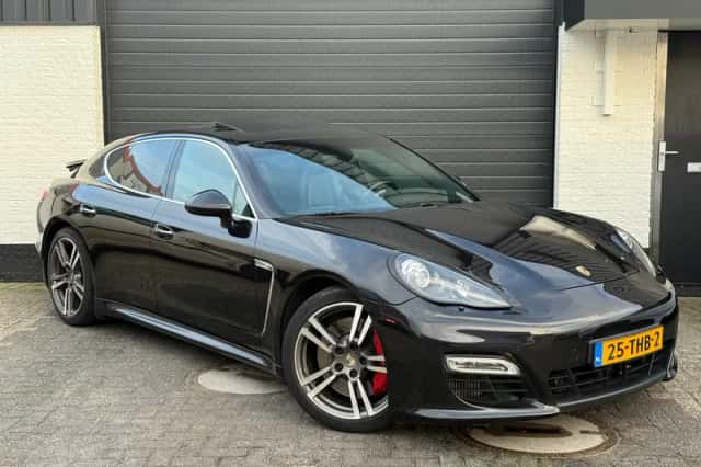Porsche Panamera (2011) thumbnail 5