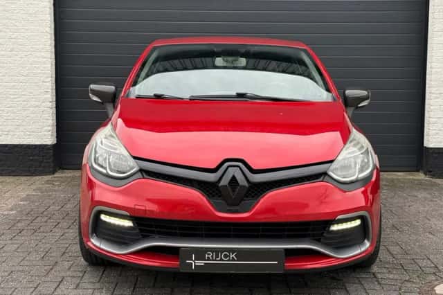 Renault Clio (2014) thumbnail 2