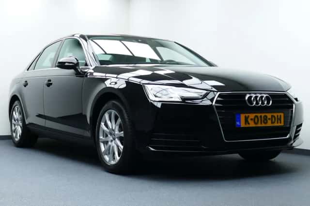 Audi A4 (2019) thumbnail 3
