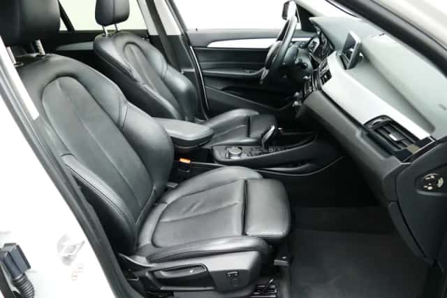 BMW X1 (2018) thumbnail 5