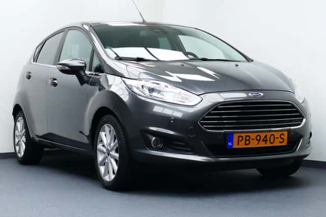 Ford Fiesta (2017) thumbnail 3