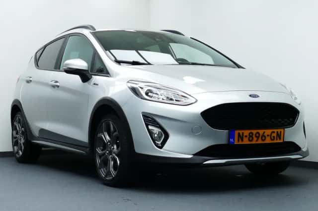 Ford Fiesta (2020) thumbnail 3