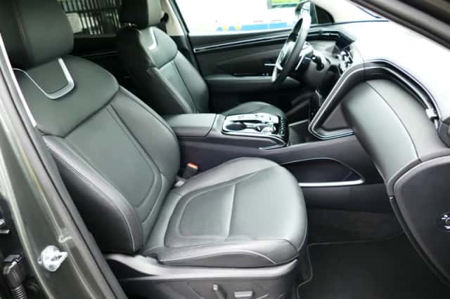 Hyundai Tucson (2023) thumbnail 4