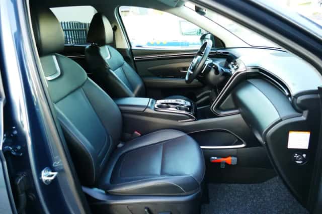Hyundai Tucson (2022) thumbnail 3