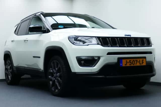 Jeep Compass (2020) thumbnail 3