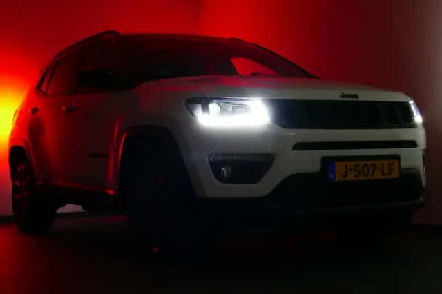 Jeep Compass (2020) thumbnail 4
