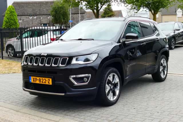 Jeep Compass (2019) thumbnail 3