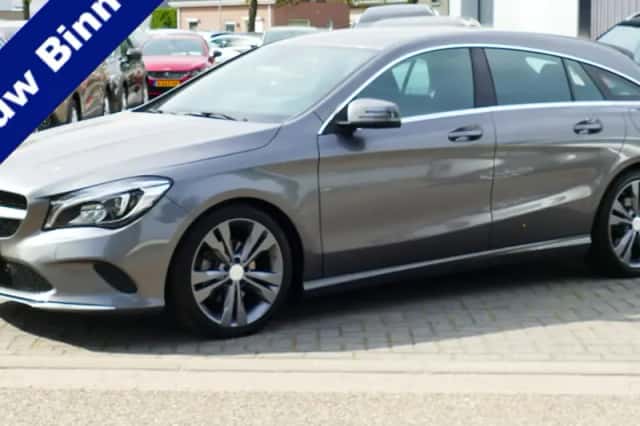 Mercedes-Benz CLA-Klasse (2018) thumbnail 1