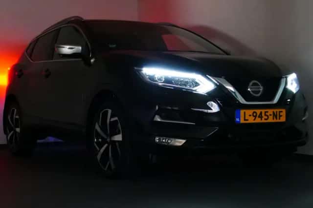 Nissan Qashqai (2019) thumbnail 4