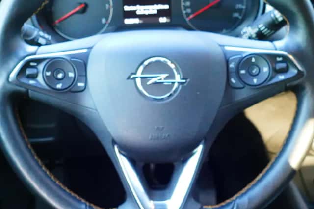 Opel Crossland (2017) thumbnail 6