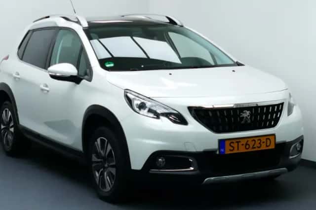 Peugeot 2008 (2018) thumbnail 1