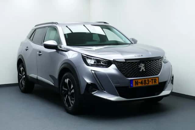 Peugeot 2008 (2021) thumbnail 2
