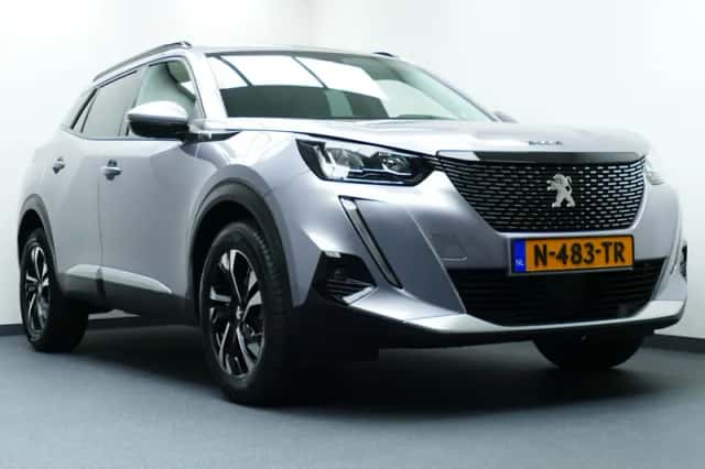 Peugeot 2008 (2021) thumbnail 3