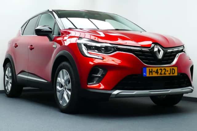 Renault Captur (2020) thumbnail 3