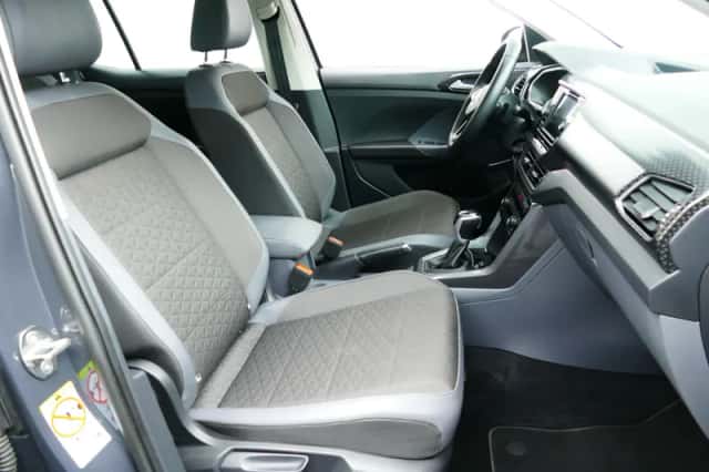 Volkswagen T-Cross (2020) thumbnail 5